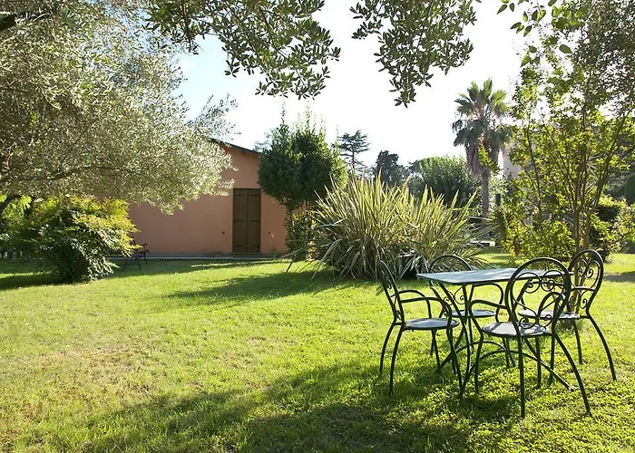 St. Andrew's Garden Aparthotel 5*