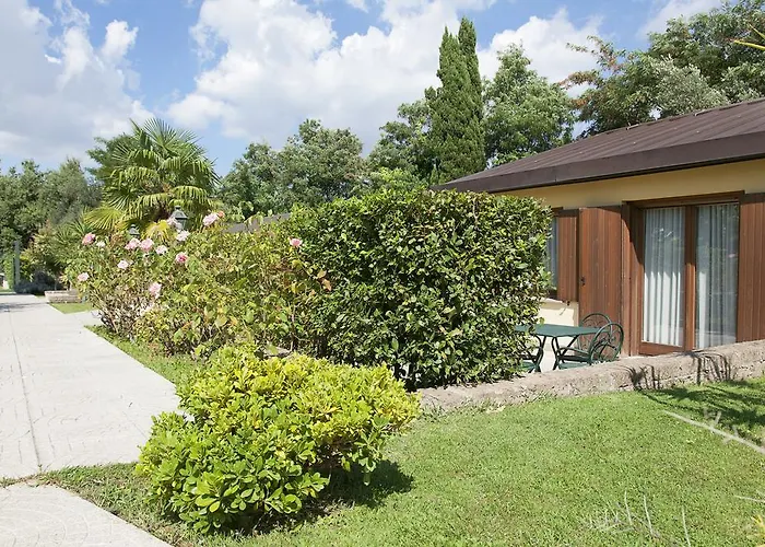 Aparthotel St. Andrew's Garden Roma