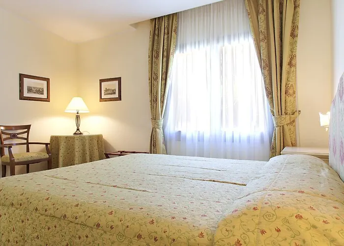 Aparthotel St. Andrew's Garden Roma